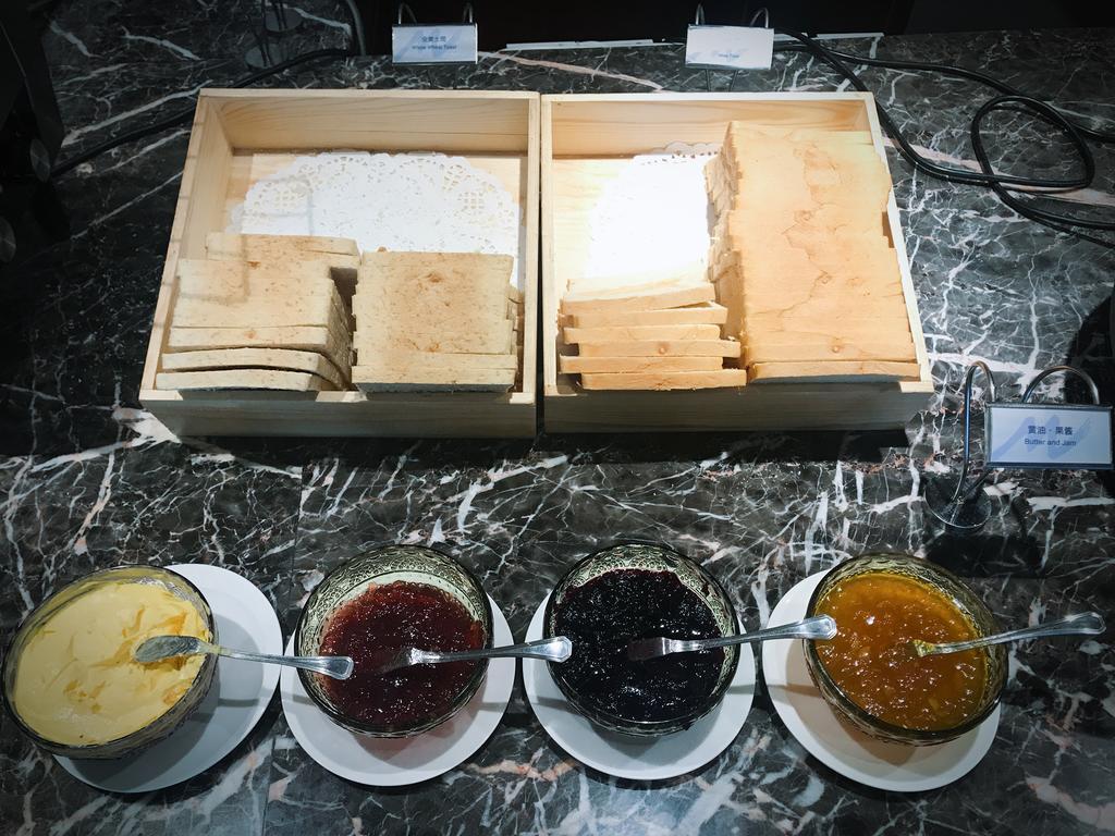 Chongqing Liyuan Hotel Buitenkant foto