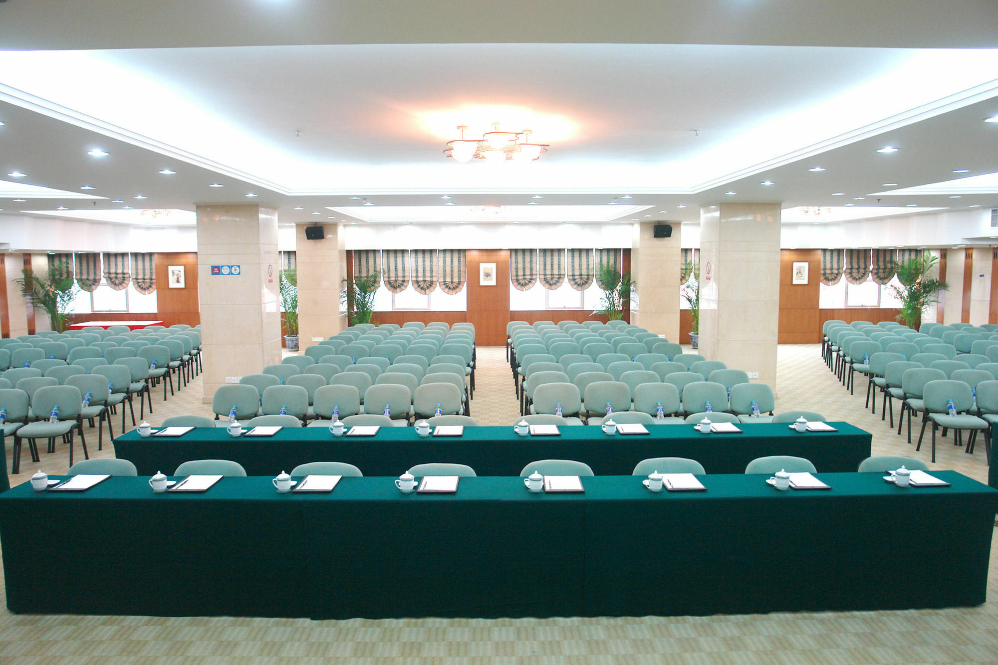 Chongqing Liyuan Hotel Buitenkant foto